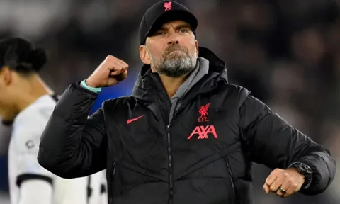 Dean Jones chỉ ra cái tên có thể xoay chuyển cục diện cho Liverpool