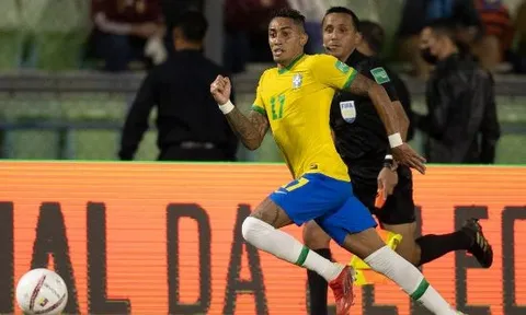 Deco: "Liverpool thích Raphinha"