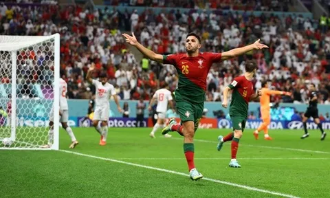 Đến lúc Goncalo Ramos thay Ronaldo