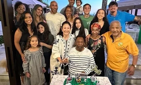 Di chúc của Pele tiết lộ người con thứ 8?