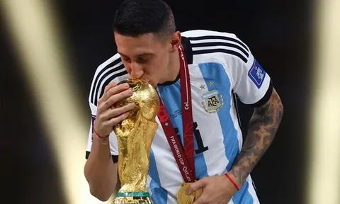Di Maria làm đảo lộn hệ thống phòng ngự Pháp