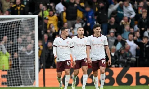 Địa chấn ở Molineux, Man City thua trận thứ 2 liên tiếp trong 3 ngày