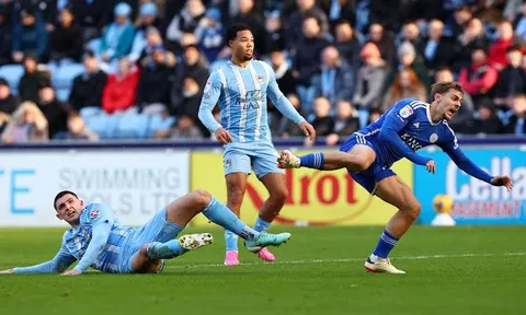 Địa chấn xảy ra, Leicester City thua thảm
