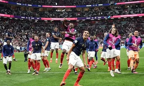 Didier Deschamps thừa nhận thắng may tuyển Anh