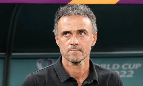 Điều gì biến Enrique thành “Người được chọn” của PSG?