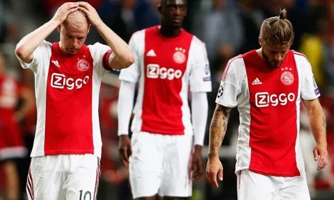 Điều gì đang xảy ra ở Ajax Amsterdam?