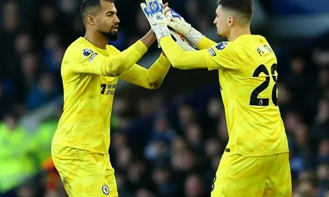 Djordje Petrovic không đến Chelsea để ngồi dự bị