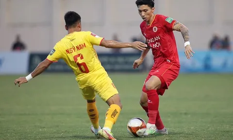 Đoàn Văn Hậu: "Cảm giác vô địch cùng CAHN rất khác biệt"