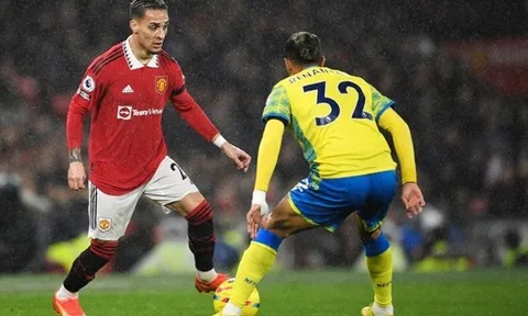 Đôi cánh 157 triệu bảng của Man Utd đang mang đến rắc rối lớn