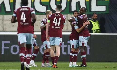 Đội hạng 16 Premier League toàn thắng ở cúp châu Âu