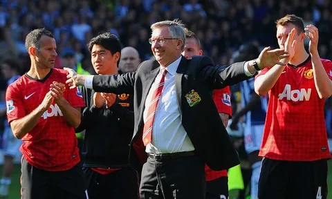 Đội hình cuối cùng của Sir Alex tại M.U đang ở đâu?