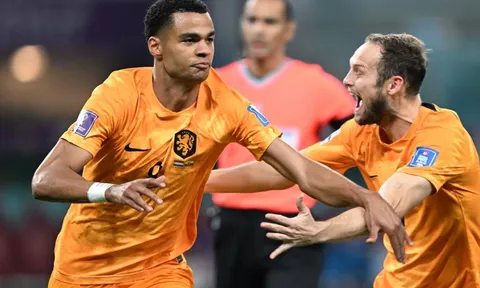 Ký hợp đồng với Gakpo giúp Man Utd "được 2 trong 1"