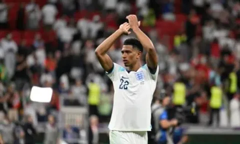 Đội hình Tam sư đấu Pháp: 'Kẻ bắt chết' Mbappe, Iniesta của nước Anh