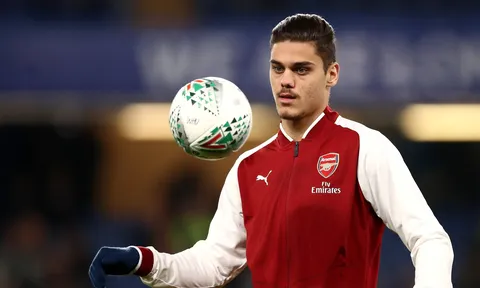 Đội hình tiêu biểu Bundesliga tháng 9: Người thừa Arsenal, 2 đại pháo quen thuộc