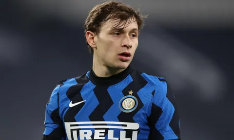 Đội hình tiêu biểu Serie A tháng 9: 7 sao Napoli, hơi thở của Inter