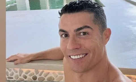 Động thái đầu tiên của Ronaldo sau nhiều ngày im lặng