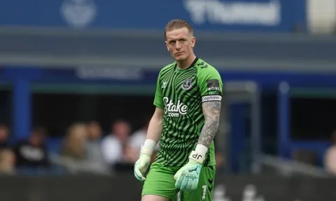 Động thái mới nhất khiến Man Utd mừng rơn