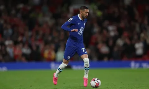 Xong thỏa thuận cá nhân, sao Chelsea sắp làm đồng đội của Ronaldo