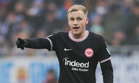 Ác mộng tiếp diễn cho Van De Beek