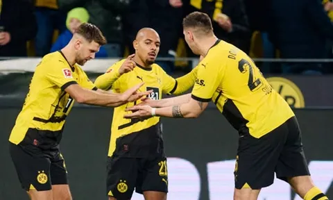 Donyell Malen lập cú đúp, Borussia Dortmund thắng dễ Freiburg