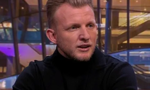 Dirk Kuyt: "Cậu ấy có thể trở thành một cầu thủ lớn cho Liverpool"