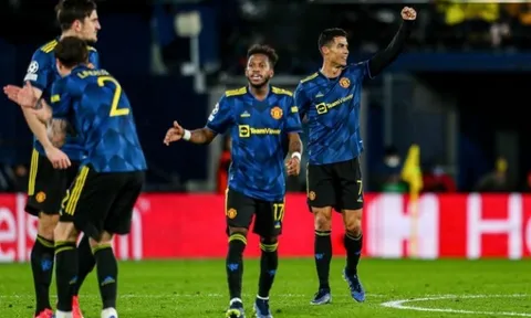 Hạ Villarreal, Carrick đã biết phải loại ai khỏi đội hình M.U