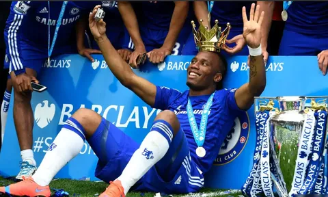 Drogba chỉ trích Todd Boehly