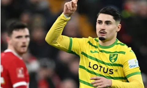 ''Norwich đến Anfield và ghi hai bàn thắng''