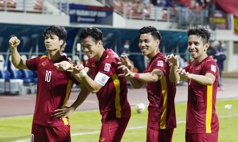 "ĐT Việt Nam chơi như một đội Ngoại hạng Anh"