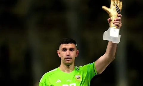 Được 3 ông lớn Premier League săn đón, Martinez sẵn sàng rời Aston Villa