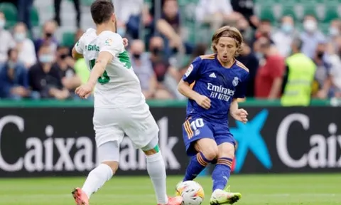 Đường kiến tạo bậc thầy và lần đầu của Luka Modric