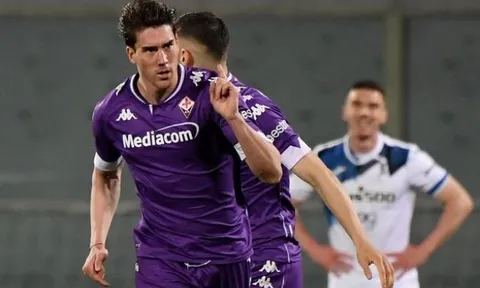 Dusan Vlahovic khiến chủ tịch Fiorentina ức chế