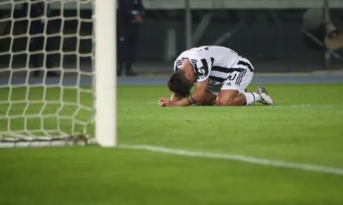 Dybala chỉ trích tập thể Juventus