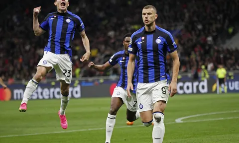 Dzeko chưa hết thời