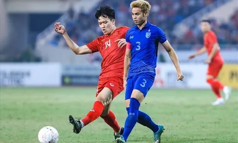 Bunmathan có thể bị cấm dự Asian Cup; Thầy Park đàm phán mức lương với Singapore