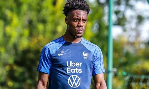 Elye Wahi nói thẳng lý do từ chối Chelsea