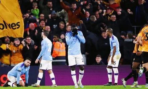 Thua đau, fan Man City điên tiết: "Hổ thẹn! Hãy bán tên của nợ đó"