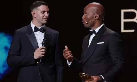 Emiliano Martinez: "Khi Ronaldo và Messi giải nghệ, cậu ấy sẽ thâu tóm QBV"