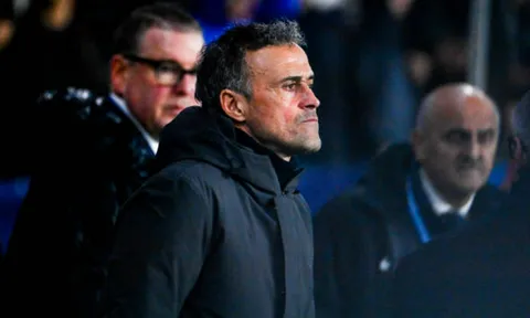 "Quyết định của Luis Enrique khiến hàng thủ hoàn toàn mất ổn định"
