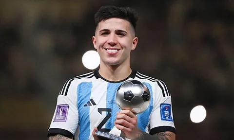 Benfica phát đi thông báo chính thức về tương lai Enzo Fernandez