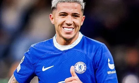 Aguero nêu tên bom tấn Chelsea sẽ tiến bộ vượt bậc dưới tay Pochettino
