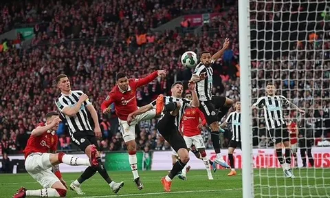 Ten Hag nói thẳng về sự hữu dụng của Casemiro