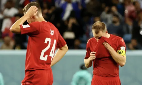 Eriksen rơi nước mắt trong ngày Đan Mạch bị loại khỏi World Cup