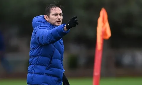 Erling Haaland bắn tín hiệu đến Frank Lampard