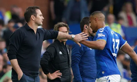 CHÍNH THỨC! Cầu thủ Premier League bị CLB của Lampard hủy hợp đồng