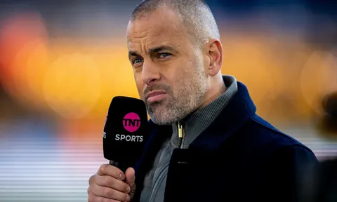 "Tôi ước gì mình đã không đặt bút ký vào bản hợp đồng với Liverpool"