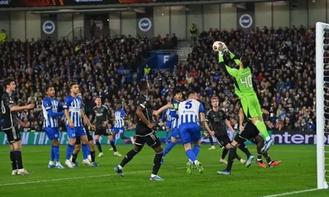 Chelsea gia nhập cuộc đua giành hàng hot Ajax
