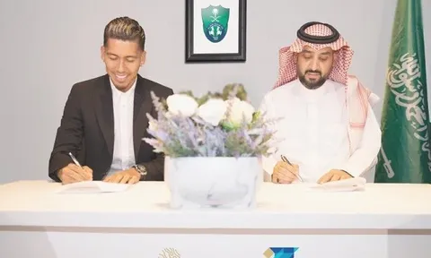 Thương vụ Firmino chứng tỏ Arab Saudi đang ''xưng bá'' đúng hướng