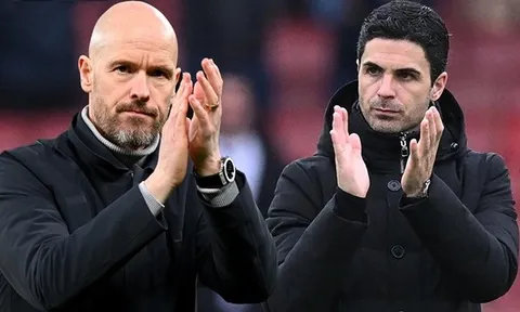 Manchester United không thể “bắt chước” Arsenal