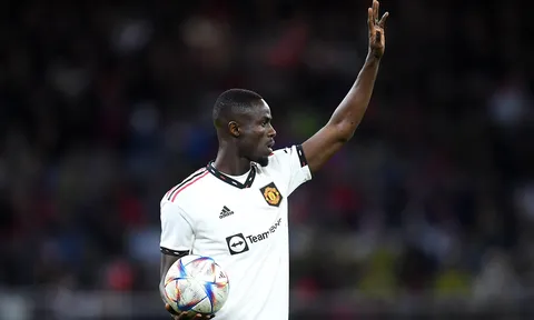 NÓNG! Chia tay Man Utd, Bailly đã có bến đỗ mới